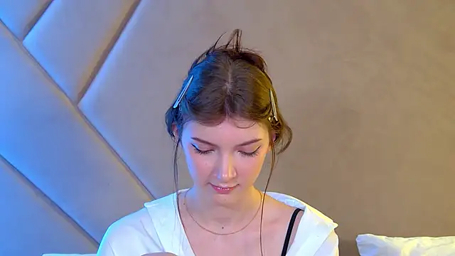 SophiaProve online show from 05-11-26, 04:15