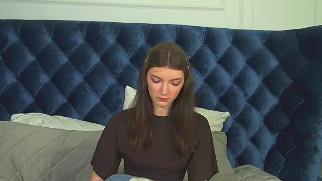 SophiaProve online show from 05-22-26, 04:23