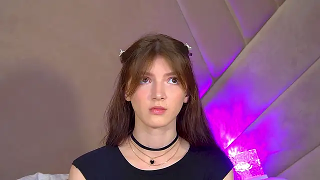 SophiaProve online show from 06-19-26, 04:11
