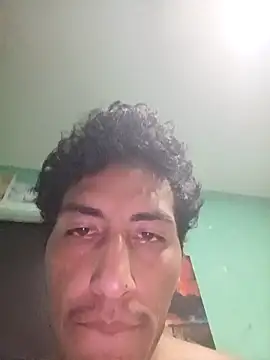 Snapshot of charlyver36 chatting on 11-28-25, 03:31 charlyver36 online show from 11-28-25, 03:31