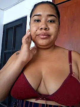 Sarahy- online show from 05-18-26, 01:28