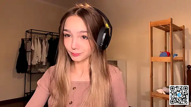 HoaPatton online show from 11-28-25, 11:35