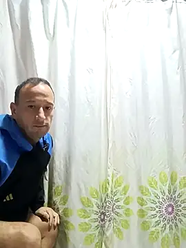 Snapshot of poli_191 chatting on 05-10-26, 12:32 poli 191 online show from 05-10-26, 12:32