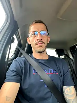 Snapshot of Lucasjandre chatting on 12-02-25, 11:26 Lucasjandre online show from 12-02-25, 11:26