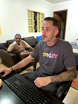 Snapshot of Lucasjandre chatting on 12-21-25, 10:06 Lucasjandre online show from 12-21-25, 10:06