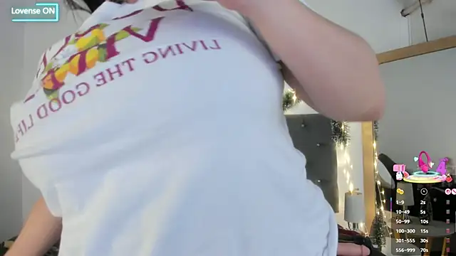 Snapshot of Sara_puertaa_ chatting on 12-03-25, 05:11 Sara puertaa online show from 12-03-25, 05:11