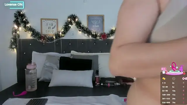 Snapshot of Sara_puertaa_ chatting on 12-04-25, 07:33 Sara puertaa online show from 12-04-25, 07:33