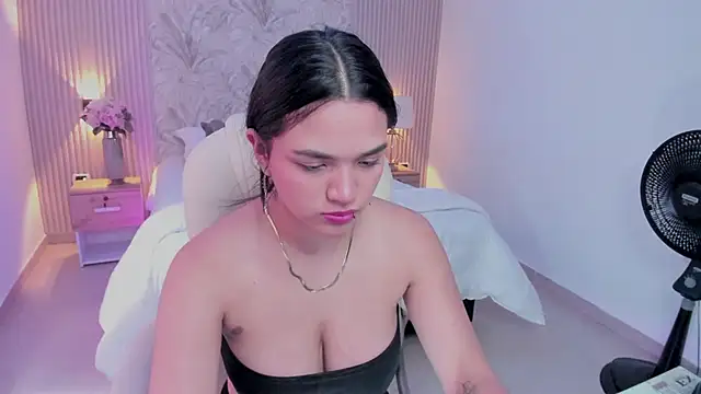 Snapshot of Kim_stonee chatting on 12-18-25, 07:42 Kim stonee online show from 12-18-25, 07:42