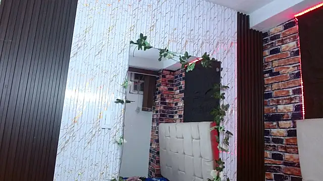 madalia303av online show from 01-06-26, 03:54