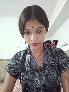 Mohnicute online show from 05-12-26, 01:19