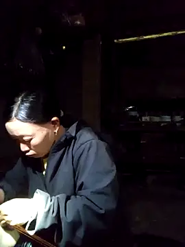 Snapshot of girl-hot2x chatting on 11-13-25, 12:53 girl-hot2x online show from 11-13-25, 12:53