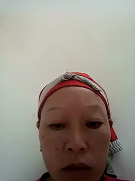 Snapshot of girl-hot2x chatting on 11-18-25, 11:15 girl-hot2x online show from 11-18-25, 11:15