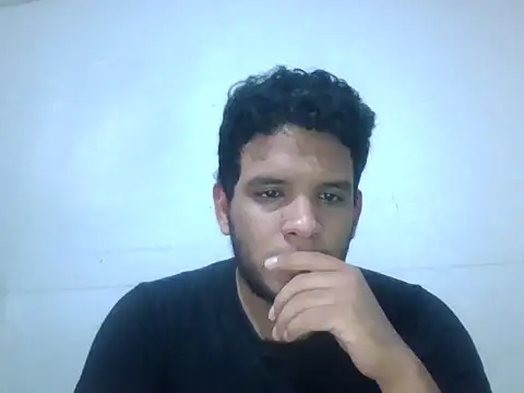 Snapshot of josecamsex27 chatting on 11-18-25, 07:07 josecamsex27 online show from 11-18-25, 07:07