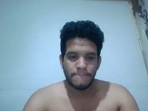 Snapshot of josecamsex27 chatting on 12-03-25, 01:42 josecamsex27 online show from 12-03-25, 01:42