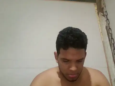 Snapshot of josecamsex27 chatting on 12-15-25, 03:38 josecamsex27 online show from 12-15-25, 03:38