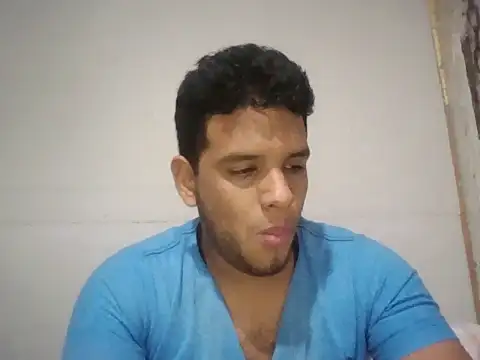 Snapshot of josecamsex27 chatting on 12-20-25, 04:30 josecamsex27 online show from 12-20-25, 04:30