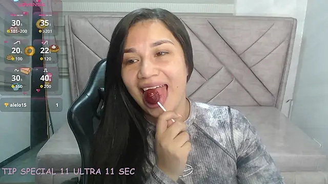 Snapshot of Violetta_jhonson_a chatting on 03-11-26, 03:56 Violetta jhonson a online show from 03-11-26, 03:56