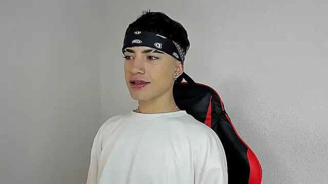 ThiagoDV online show from 11-19-25, 07:58