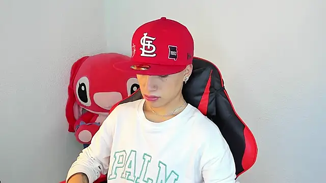 ThiagoDV online show from 11-25-25, 01:55