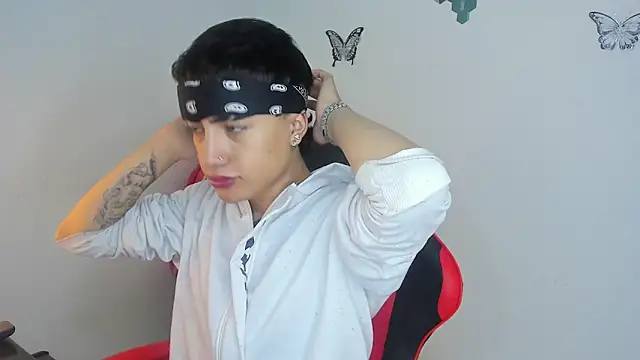 ThiagoDV online show from 12-05-25, 04:03