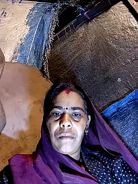 Snapshot of Neetujk chatting on 12-16-25, 04:56 Neetujk online show from 12-16-25, 04:56