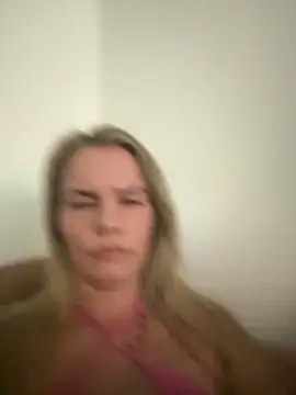 Cutebrowneyes  online show from 02-04-26, 09:53