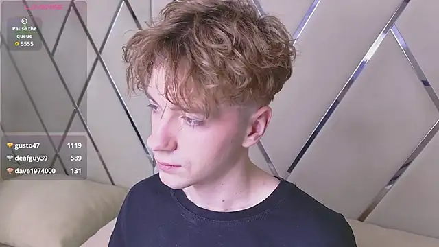 Paul Holt online show from 01-14-26, 03:45