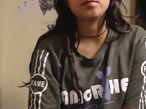 Snapshot of Anika_Singh chatting on 02-07-26, 03:21 Anika Singh online show from 02-07-26, 03:21