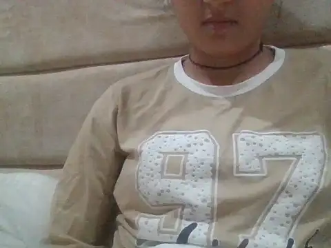 Snapshot of Anika_Singh chatting on 03-14-26, 12:32 Anika Singh online show from 03-14-26, 12:32