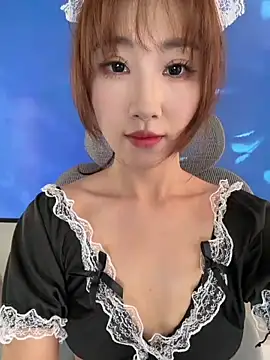 Snapshot of GG-BONG1 chatting on 07-20-26, 10:39 GG-BONG1 online show from 07-20-26, 10:39
