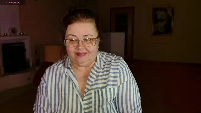 Natali-Gucci online show from 04-07-26, 08:42