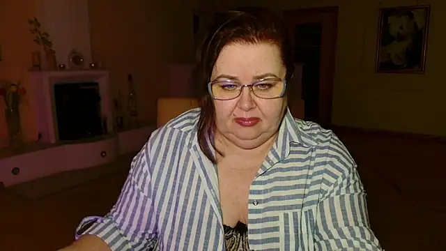Snapshot of Natali-Gucci chatting on 05-12-26, 09:34 Natali-Gucci online show from 05-12-26, 09:34
