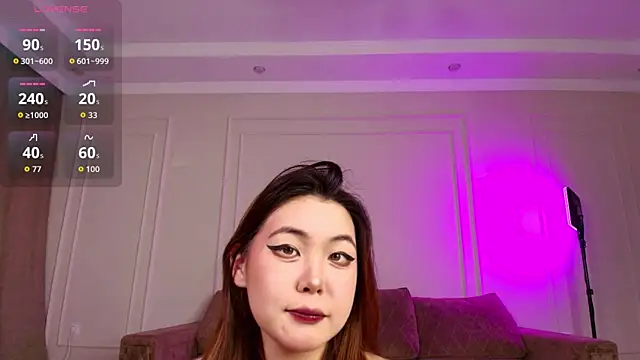 yummy yuna online show from 04-15-26, 07:21