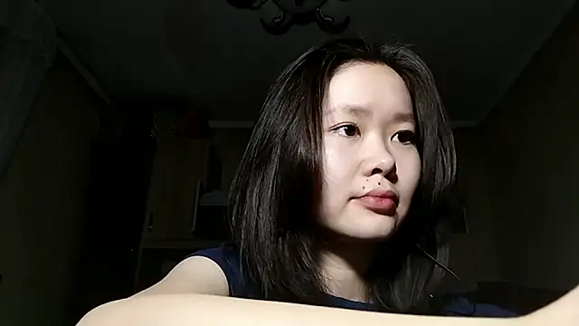 HuldaKye online show from 11-24-25, 12:05