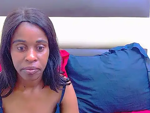 AMOURxxx online show from 12-18-25, 06:52