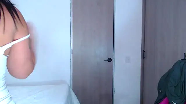 Snapshot of katecute88 chatting on 03-19-25, 04:55 katecute88 online show from 03-19-25, 04:55