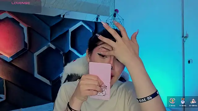 Brandy collinss online show from 03-11-26, 12:33