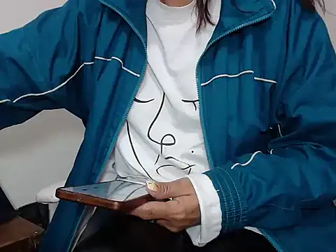 Tiff Dirty69 online show from 04-02-26, 03:42