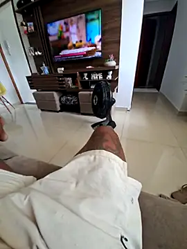 Zepouvinho online show from 03-06-26, 01:51