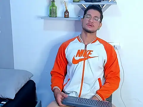 Nolan joness online show from 05-23-26, 11:58