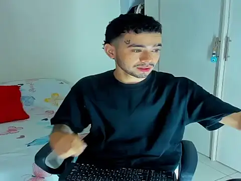 JohnE Medina online show from 11-20-25, 05:12