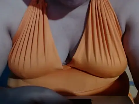 karolbb22 online show from 11-12-25, 01:22