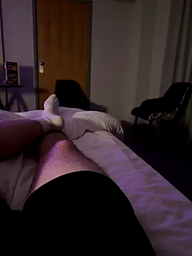 Snapshot of Blancmystro chatting on 11-17-25, 06:14 Blancmystro online show from 11-17-25, 06:14