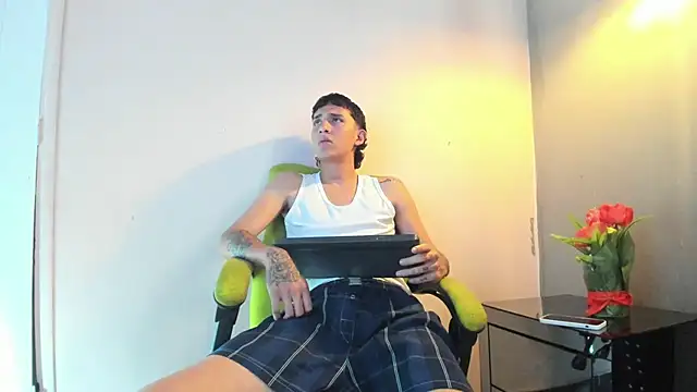 Xanderr owen2 online show from 01-05-26, 07:17