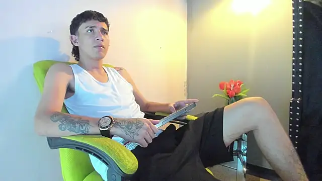 Xanderr owen2 online show from 01-07-26, 07:49