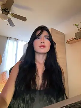 Snapshot of Cristal_Cerati_ chatting on 05-27-26, 10:07 Cristal Cerati online show from 05-27-26, 10:07