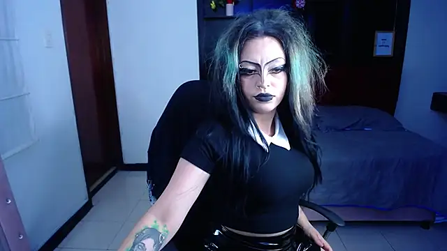 Snapshot of Belladonna_trix chatting on 11-25-25, 07:25 Belladonna trix online show from 11-25-25, 07:25