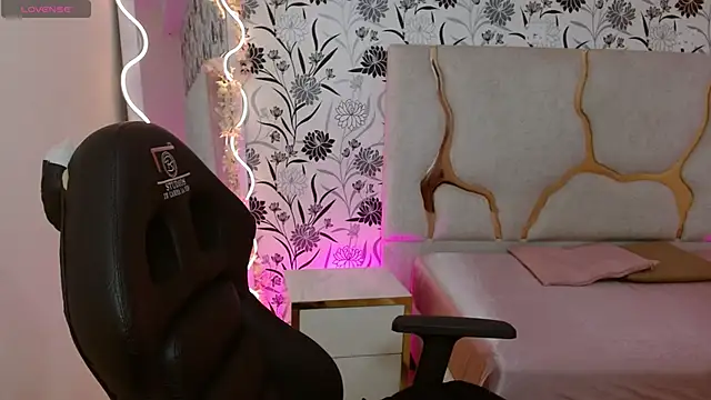 Joselyn tay online show from 03-21-26, 12:10