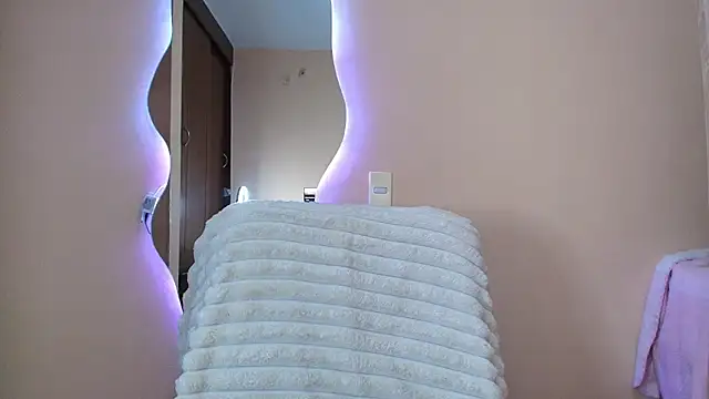 Snapshot of catte_jensen chatting on 11-16-25, 03:56 catte jensen online show from 11-16-25, 03:56