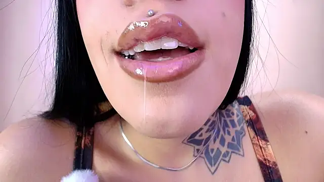 catte jensen online show from 07-17-26, 04:41